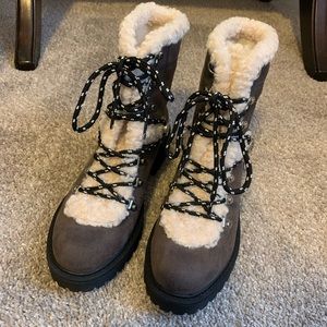 NWT G by Guess Combat Winter Boots